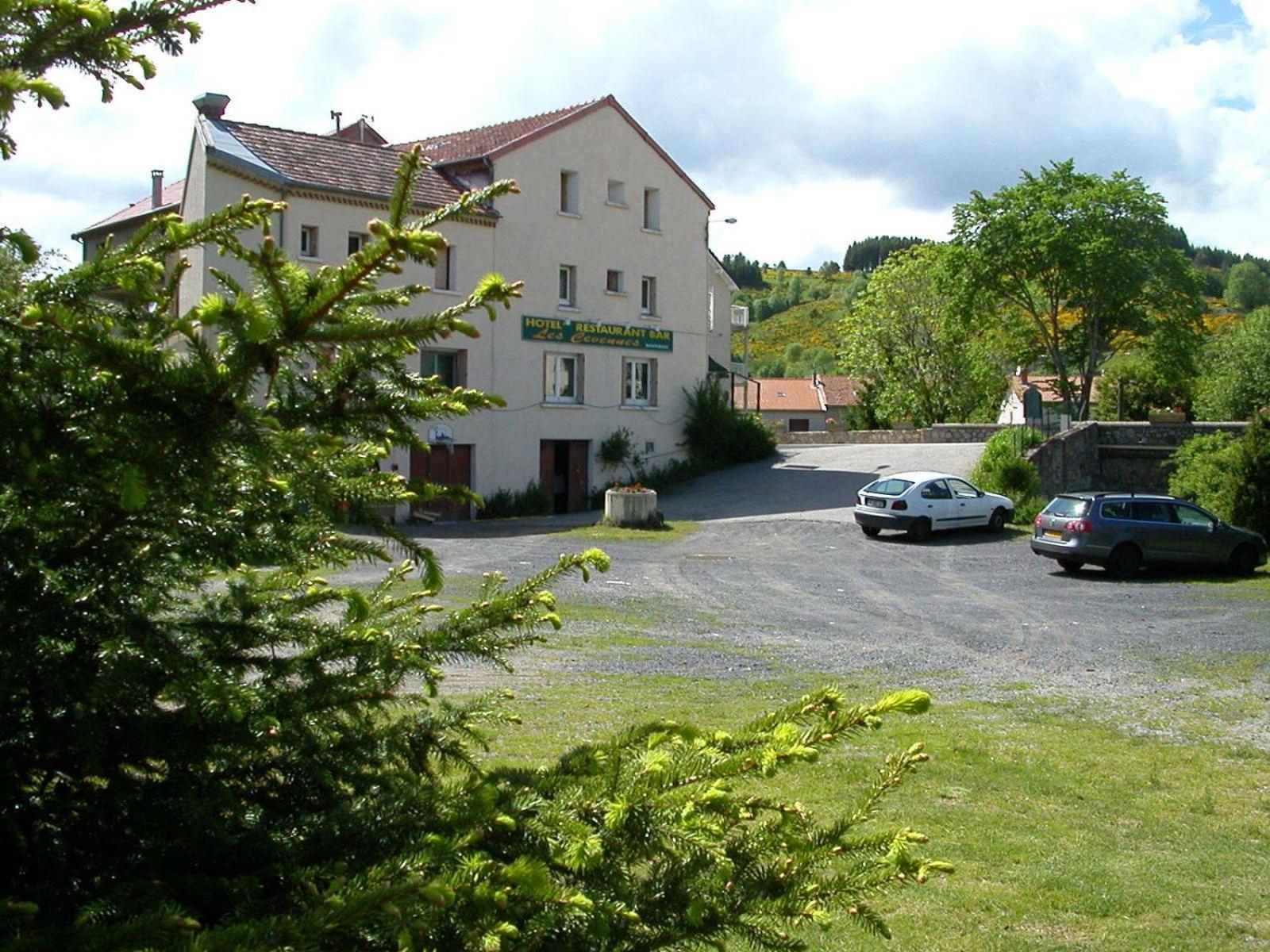 Logis Hotel Restaurant Les Cevennes Saint-Cirgues-en-Montagne Ngoại thất bức ảnh