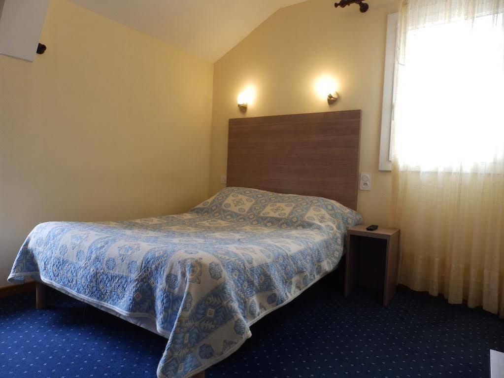 Logis Hotel Restaurant Les Cevennes Saint-Cirgues-en-Montagne Ngoại thất bức ảnh