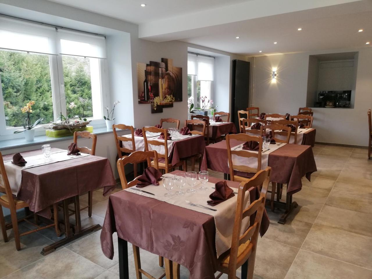 Logis Hotel Restaurant Les Cevennes Saint-Cirgues-en-Montagne Ngoại thất bức ảnh